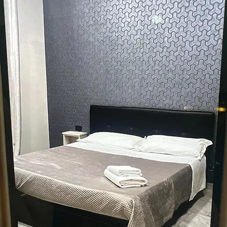Couette-café Int&rnational Naples