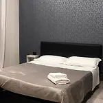 Int&rnational Bed and Breakfast *